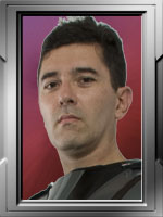 Luis D Carazo