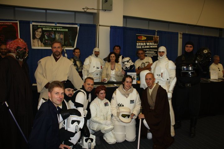 Maria de Aragon being honored